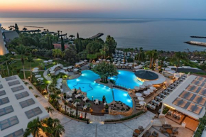 Гостиница Mediterranean Beach Hotel  Лимасол